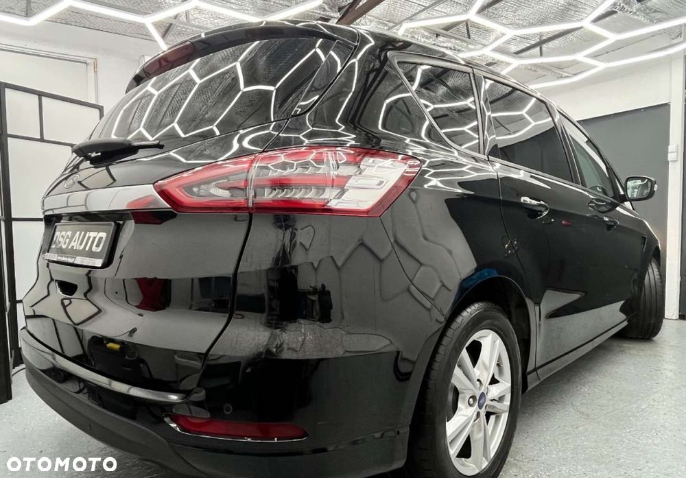 Ford S-Max - 18