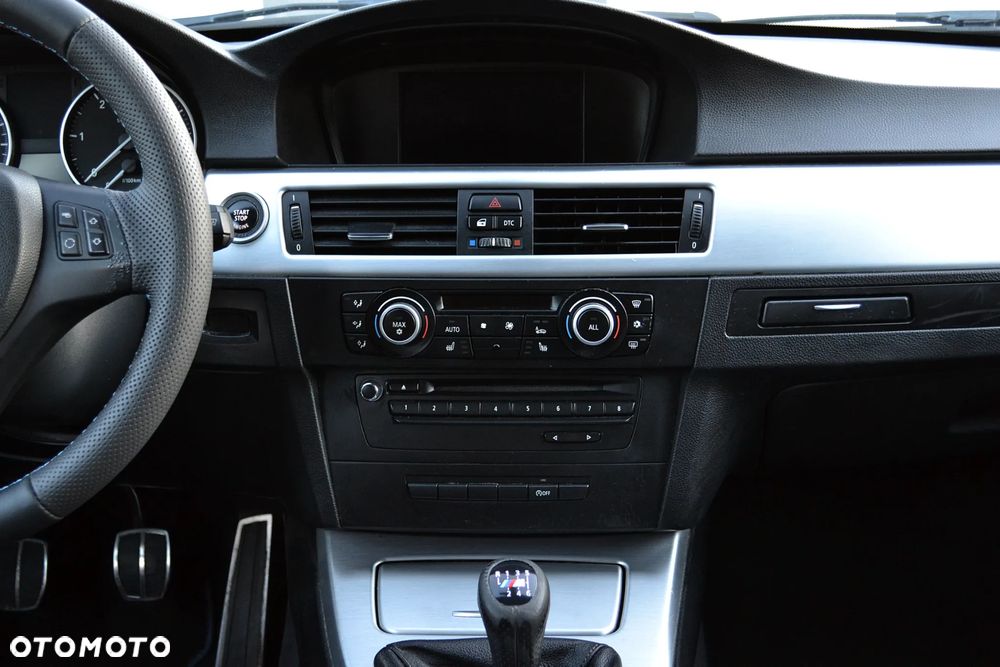 BMW Seria 3 320d DPF - 14