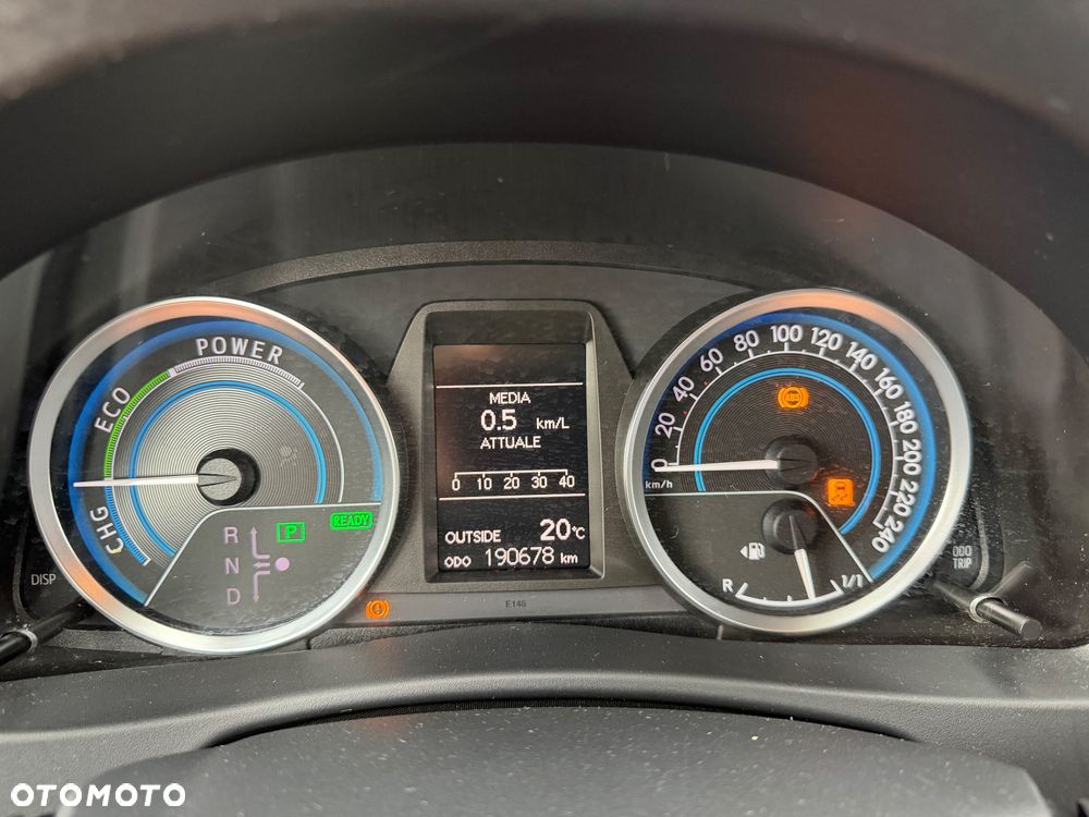 Toyota Auris 1.8 HSD Luna - 12