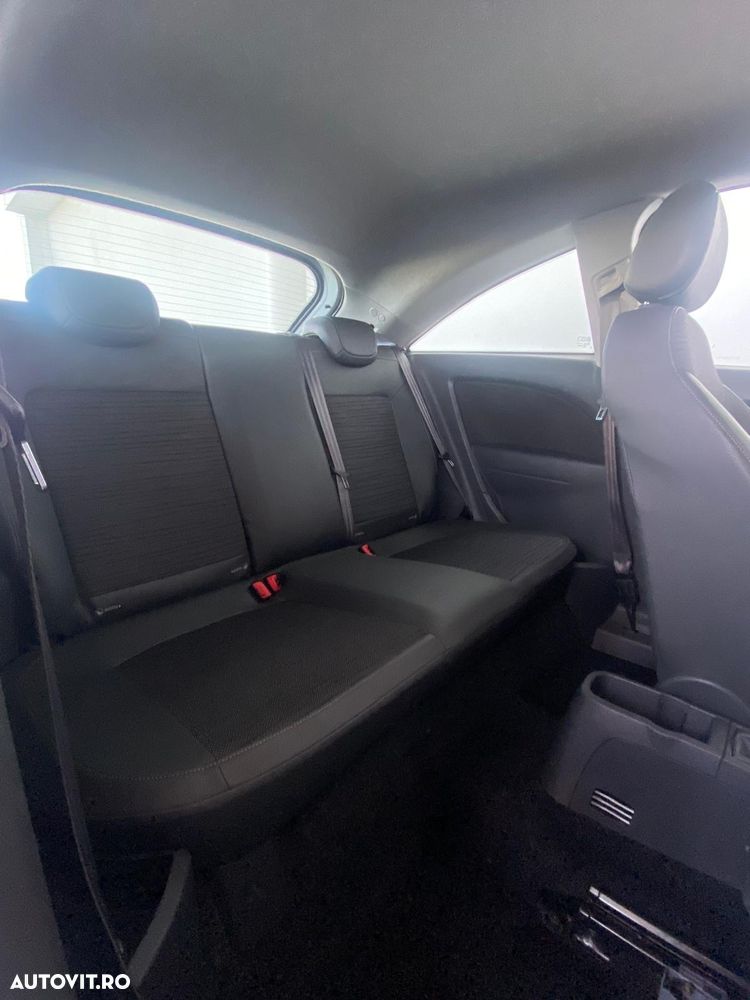 Opel Corsa 1.2 Essentia - 32