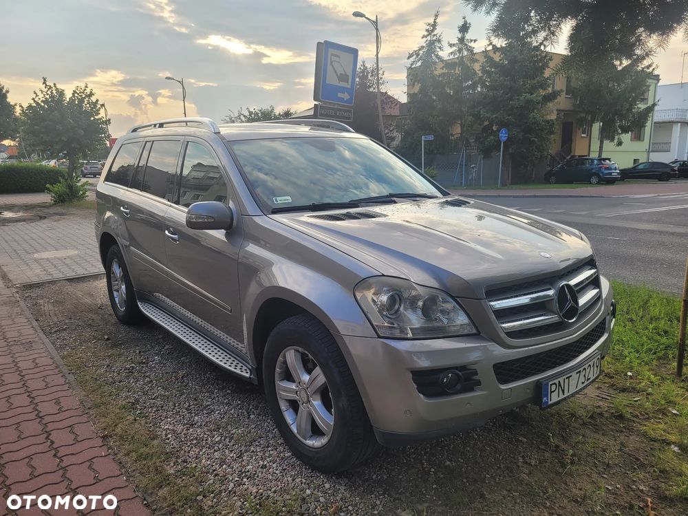 Mercedes-Benz GL - 1