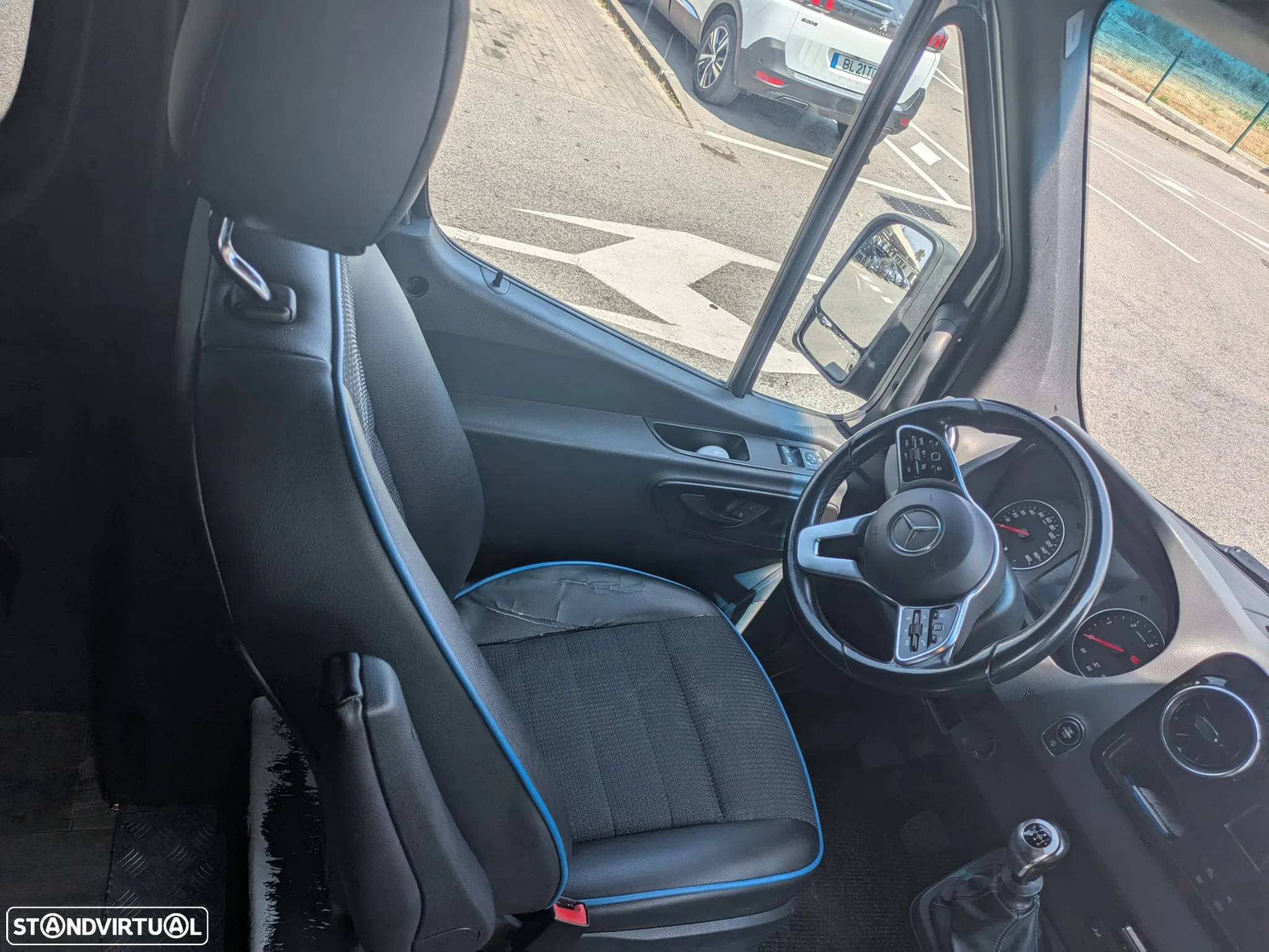 Mercedes-Benz Sprinter - 6