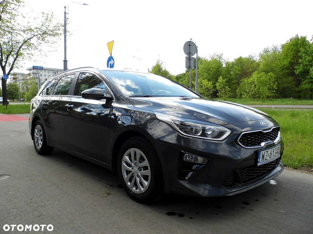 Kia Ceed - 4