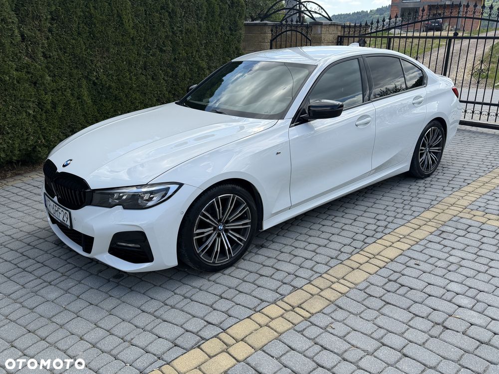 BMW Seria 3 318i M Sport - 4