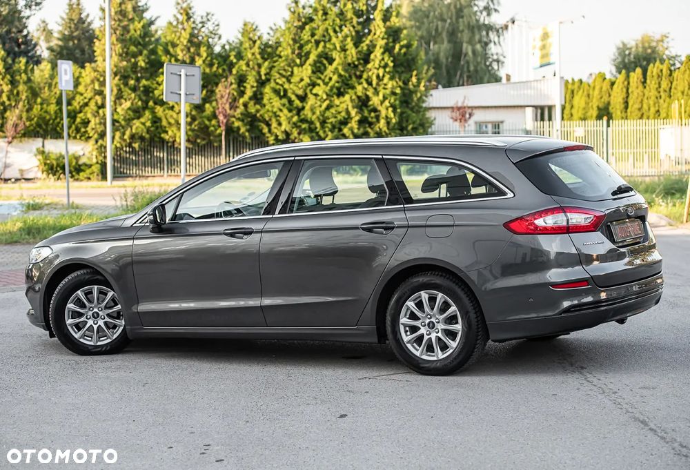 Ford Mondeo - 10