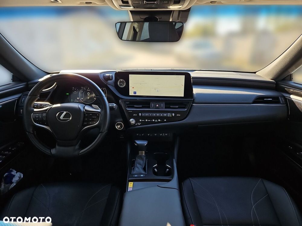 Lexus ES 300h Prestige - 10