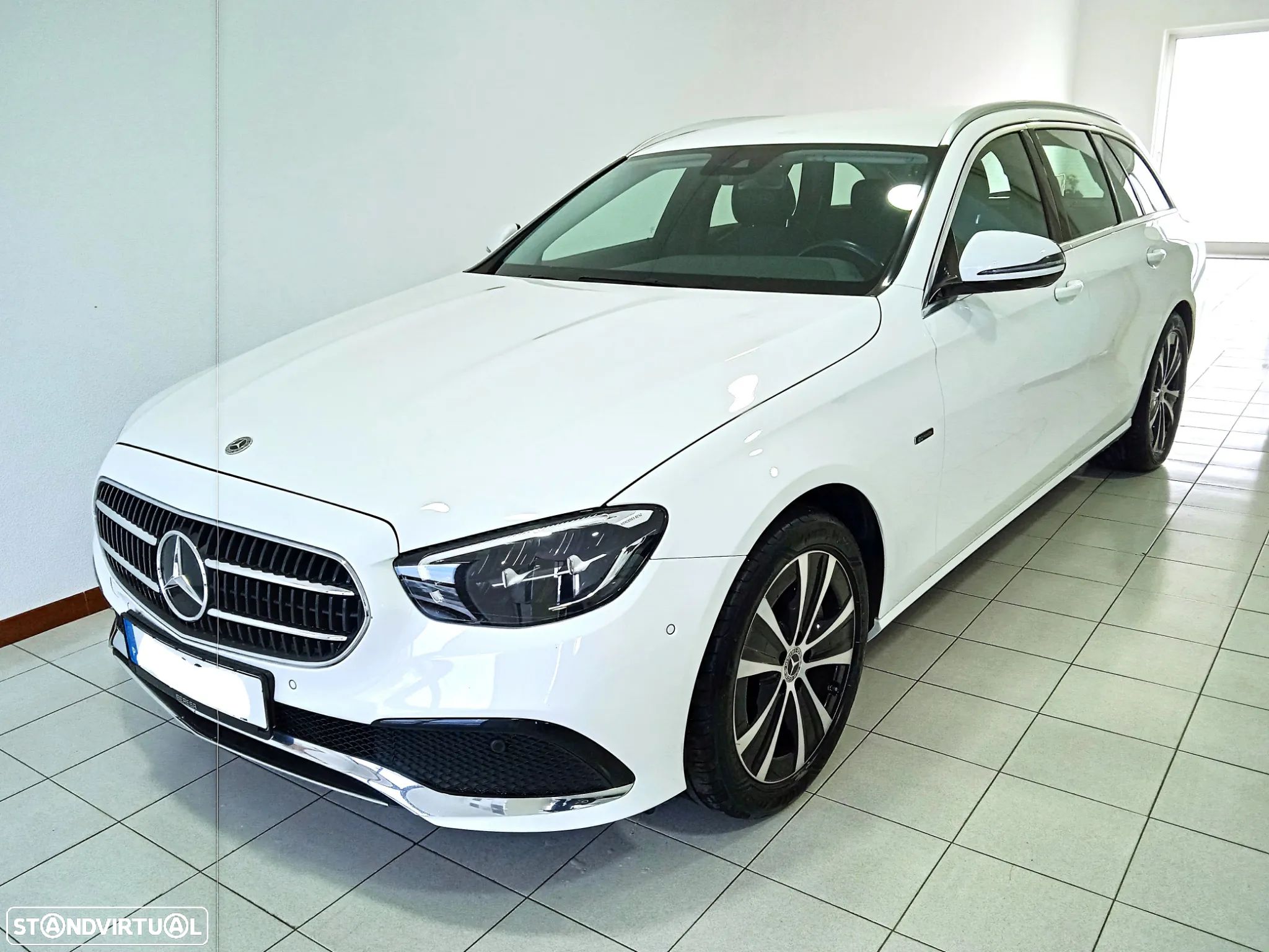Mercedes-Benz E 300 de Exclusive Line - 1