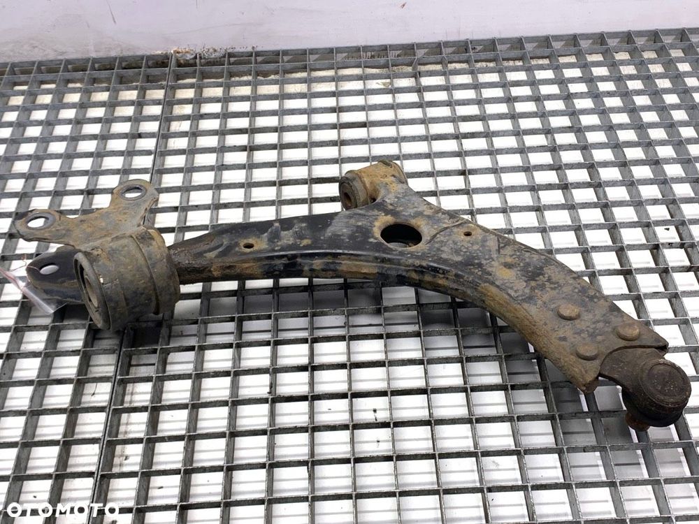 WAHACZ LEWY PRZÓD  FORD FOCUS III Turnier 2010 - 2022 1.5 TDCi 88 kW [120 KM] olej napędowy 2014 - - 1