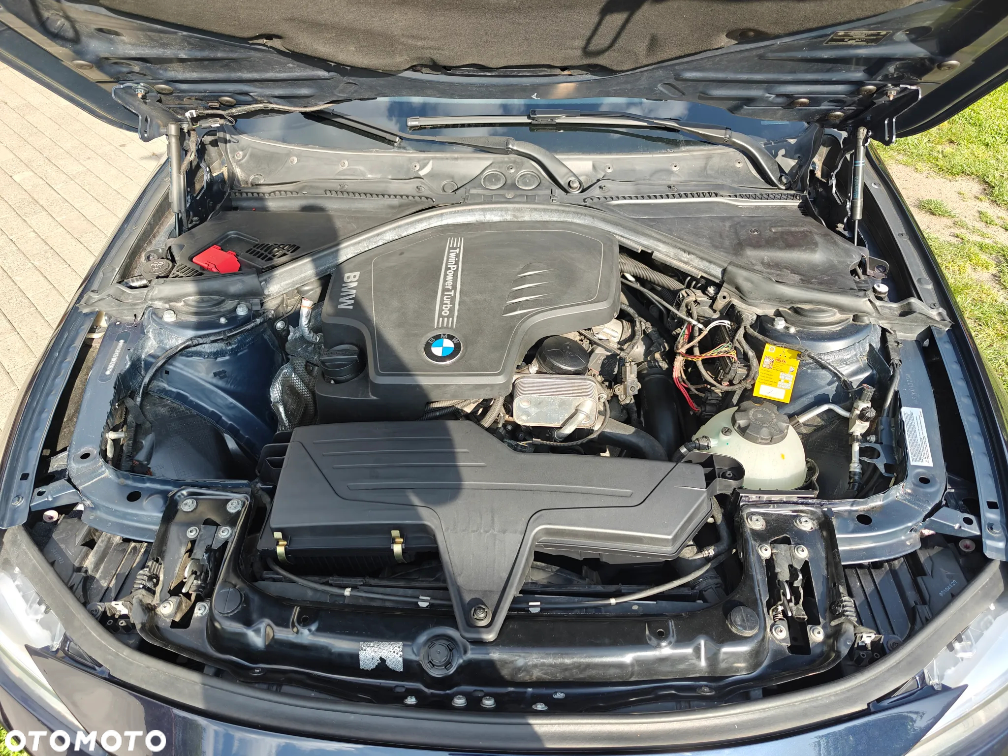 BMW Seria 3 320i - 9