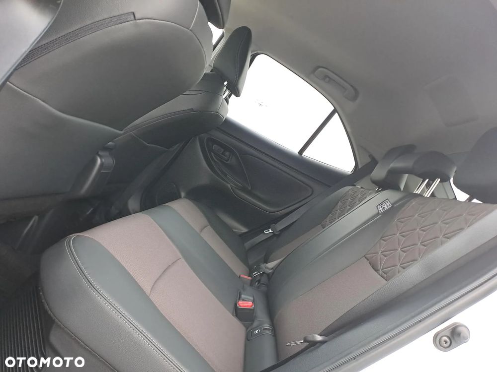 Toyota Yaris Cross Hybrid 1.5 Executive 4x4 - 14