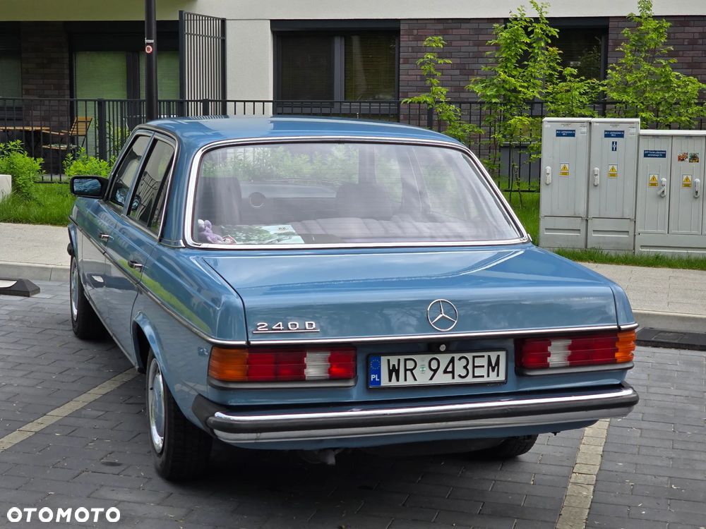 Mercedes-Benz W123 - 6