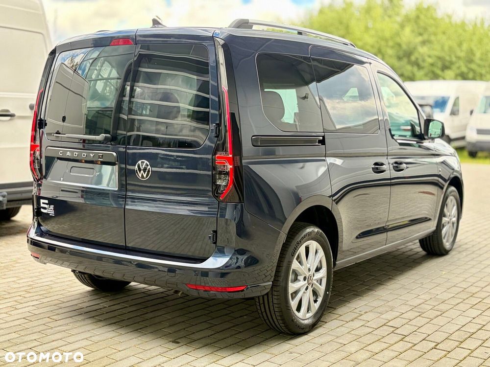 Volkswagen Caddy silnik: 1,5 l TSI EU6 116 KM / skrzynia biegów: automatyczna DSG, 7-biegowa rozstaw osi: 2755 mm - 11