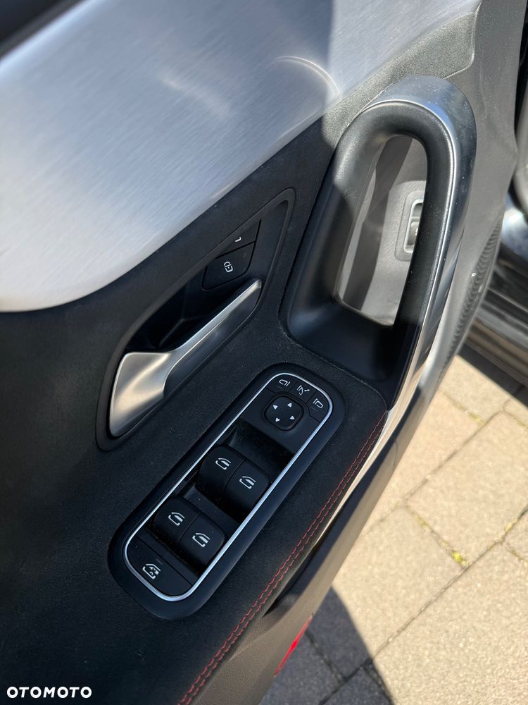 Mercedes-Benz CLA 180 AMG Line 7G-DCT - 13