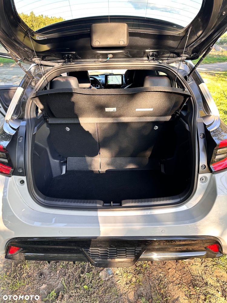Toyota Yaris - 7
