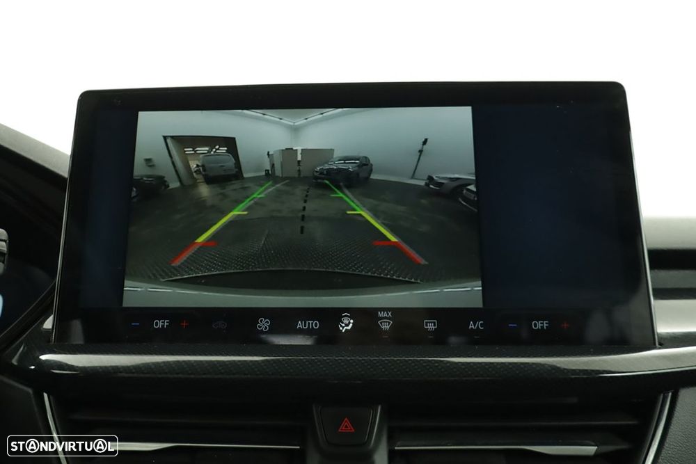 Ford Focus 1.0 EcoBoost MHEV ST-Line X - 13