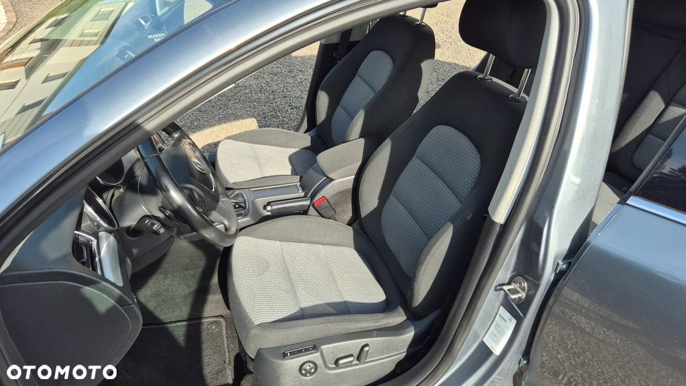 Skoda Superb 2.0 TDI DSG Exclusive - 14