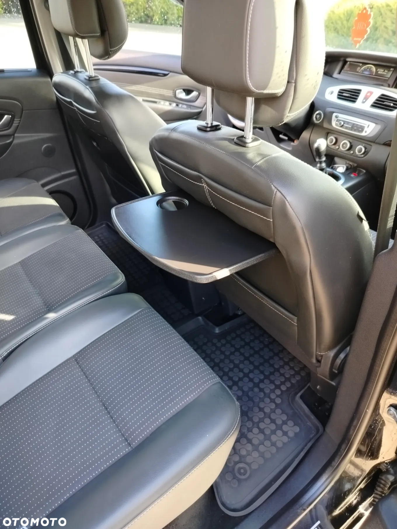 Renault Scenic - 11