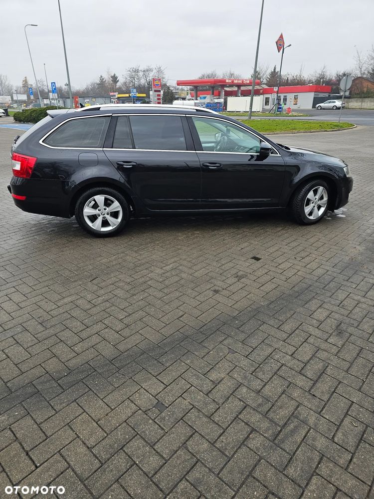 Skoda Octavia 2.0 TDI (Green tec) DSG Ambition - 3