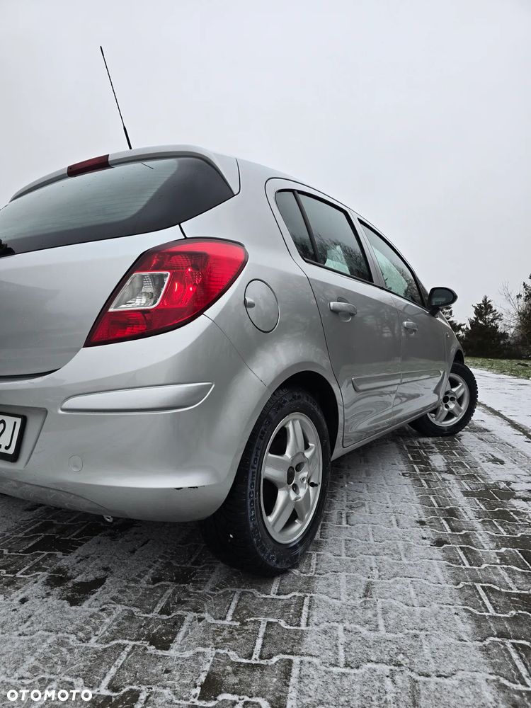 Opel Corsa 1.3 CDTI - 10