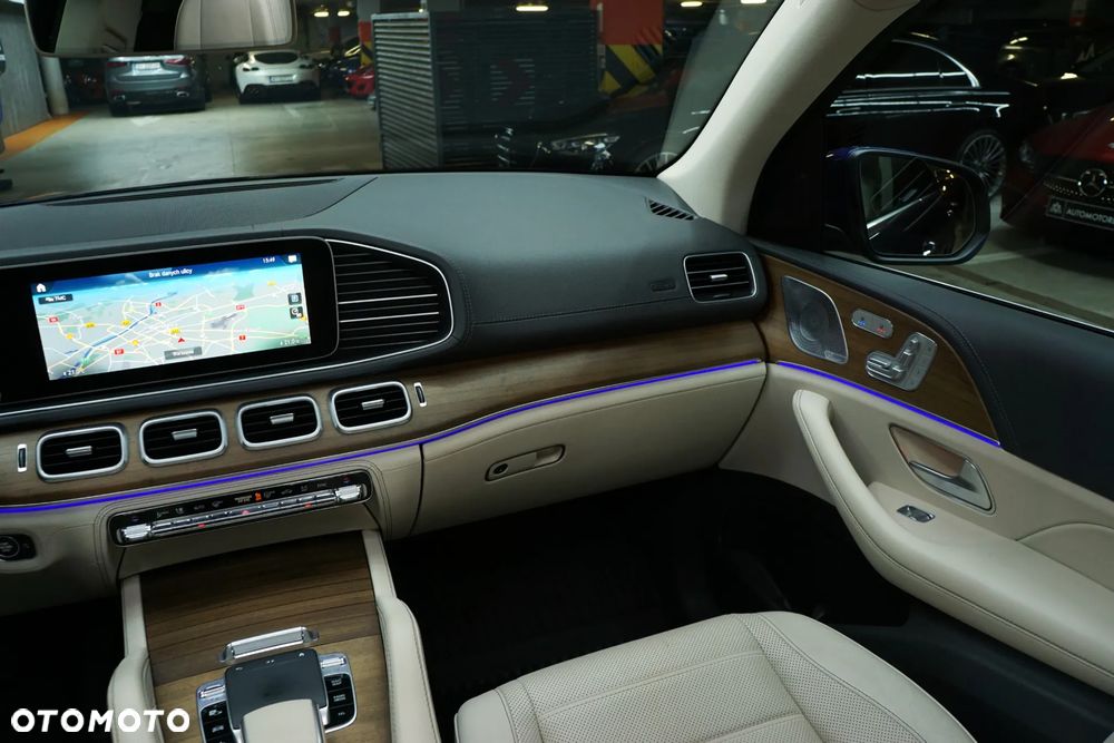 Mercedes-Benz GLE 300 d 4-Matic - 17