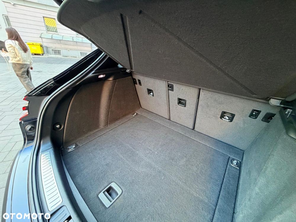 Porsche Macan - 32