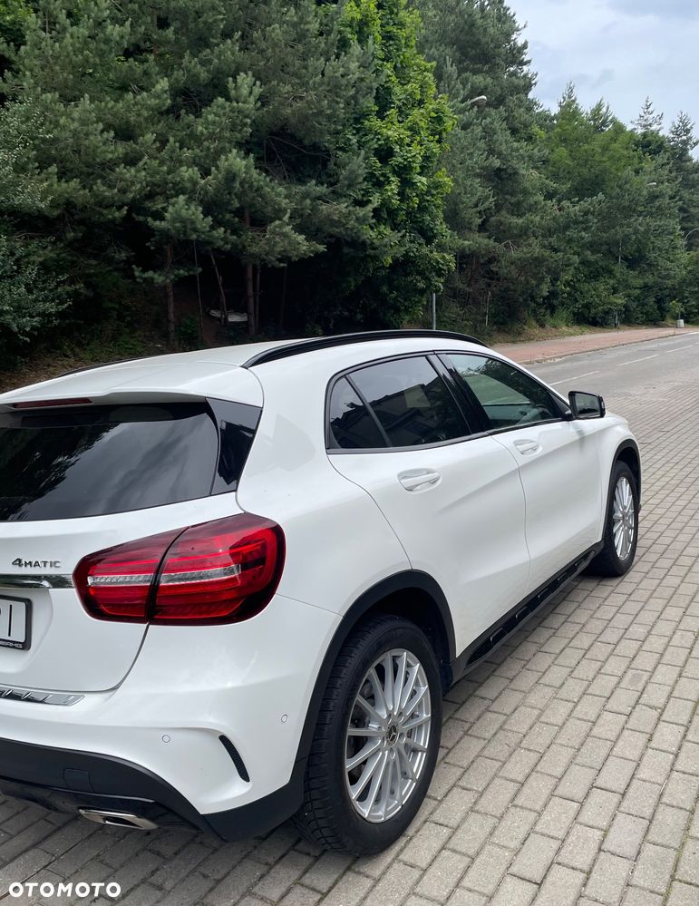 Mercedes-Benz GLA 220 4-Matic - 20