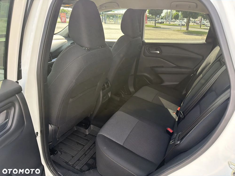 Nissan Qashqai 1.3 DIG-T mHEV N-Connecta Xtronic - 14