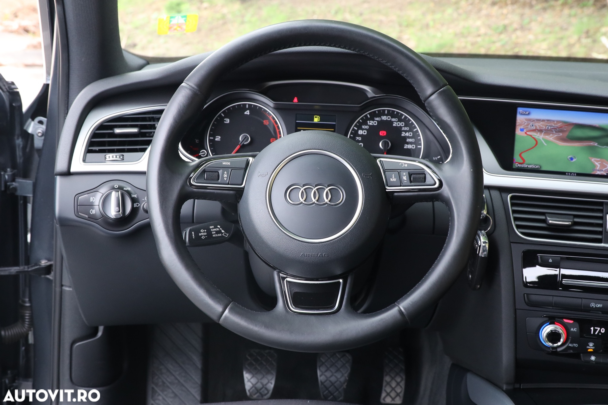Audi A4 2.0 TDI DPF S line Sportpaket - 25