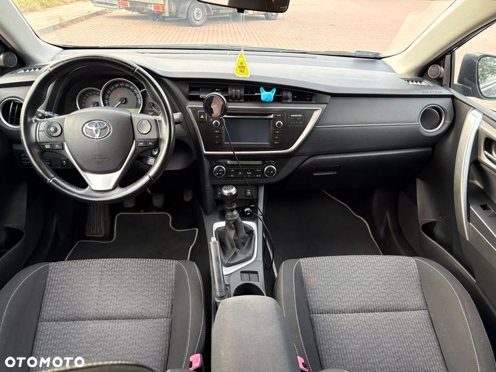 Toyota Auris 1.33 VVT-i Comfort - 10