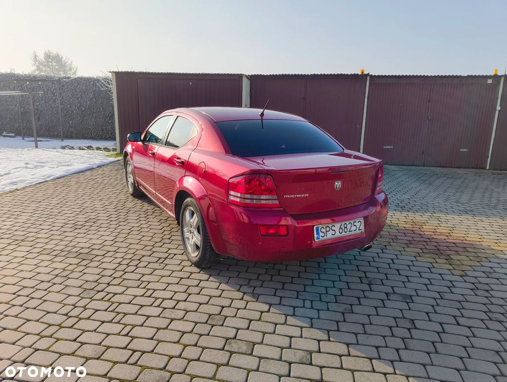 Dodge Avenger - 3