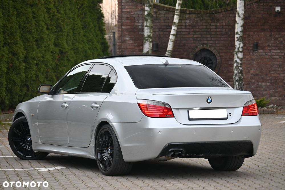 BMW Seria 5 530i - 12