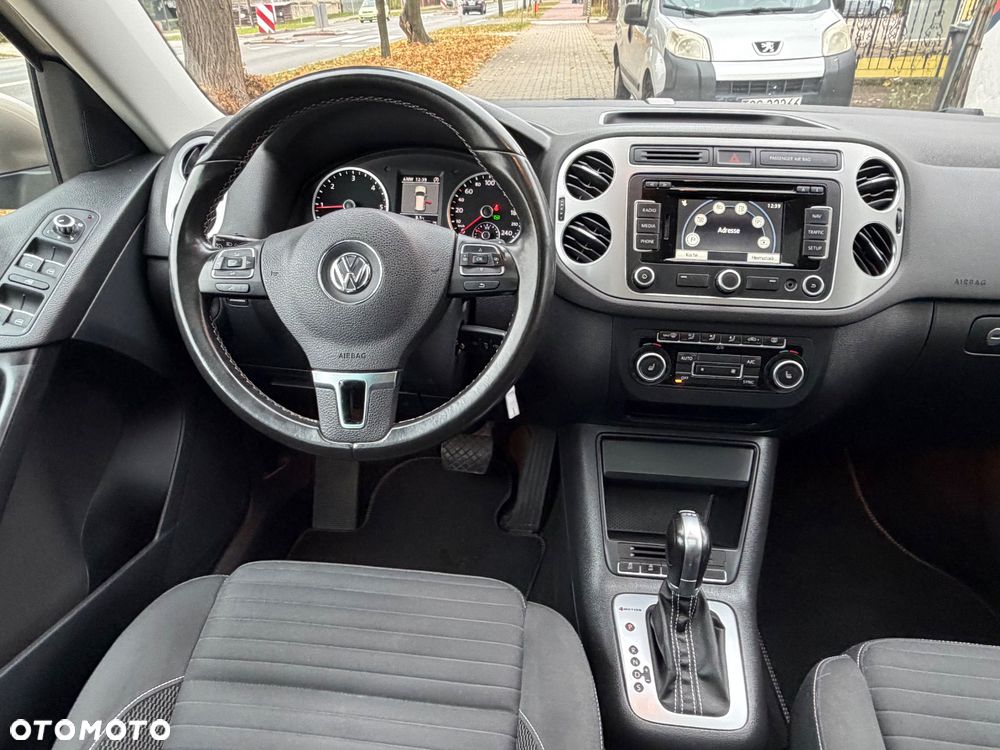Volkswagen Tiguan 2.0 TDI DPF 4Motion BlueMotion Technology DSG Exclusive - 27