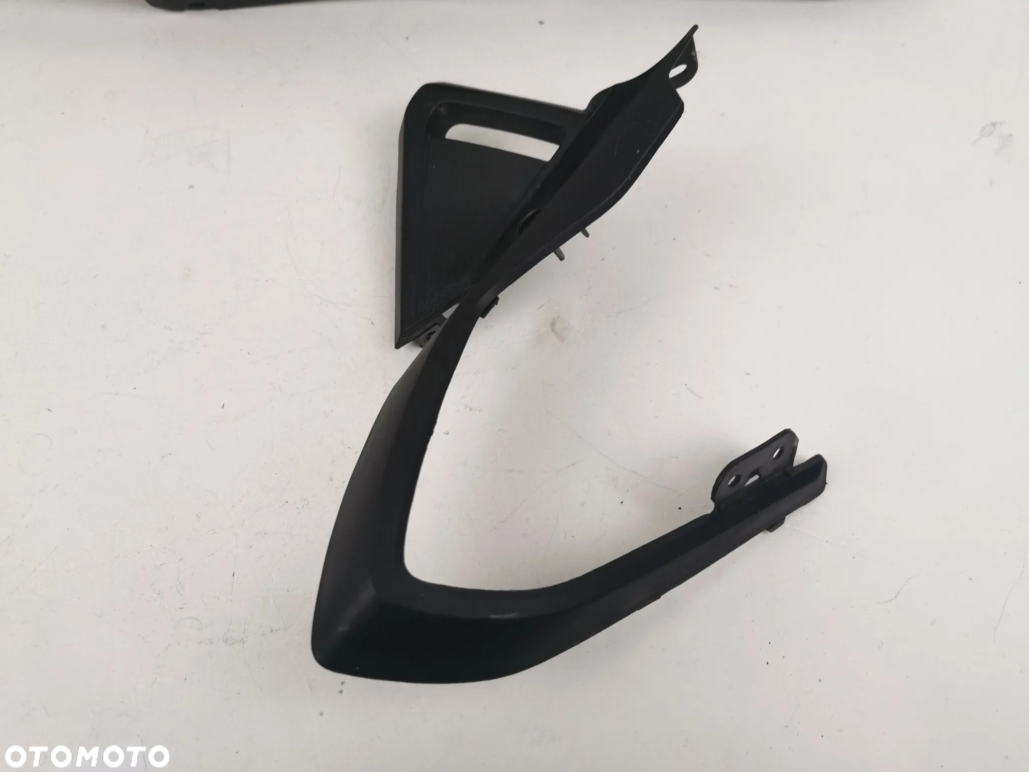 Yamaha MT-03 wypełnienie owiewki boku lewe 20- - 3