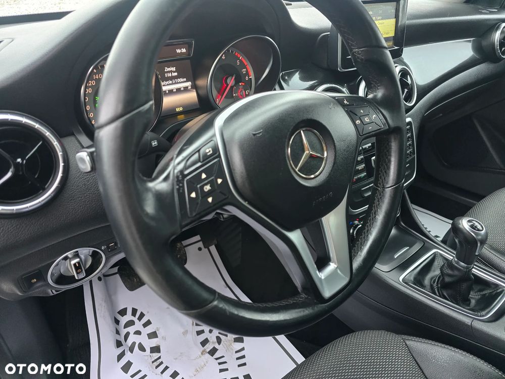 Mercedes-Benz CLA 200 CDI - 14