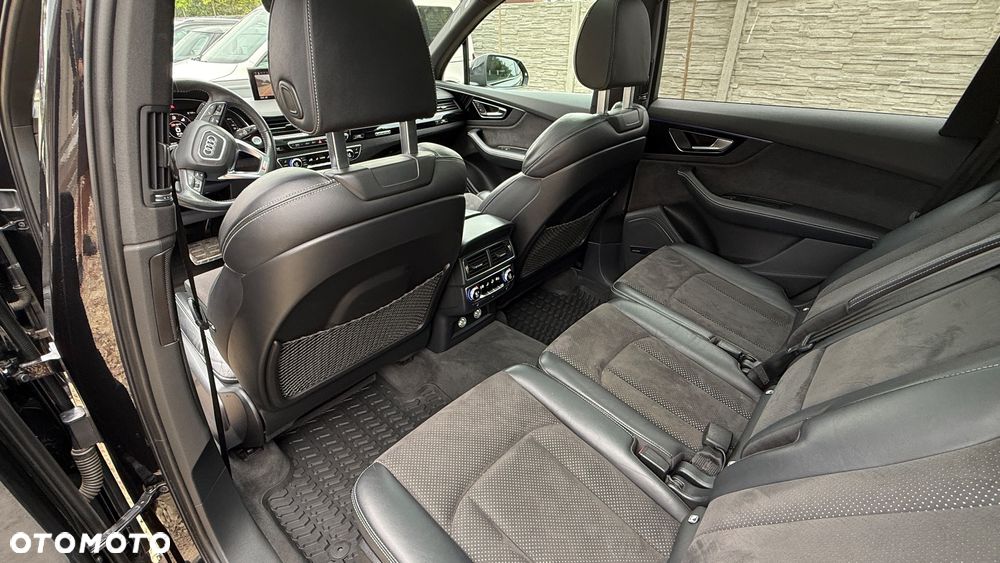 Audi Q7 50 TDI mHEV Quattro S Line Tiptr - 22