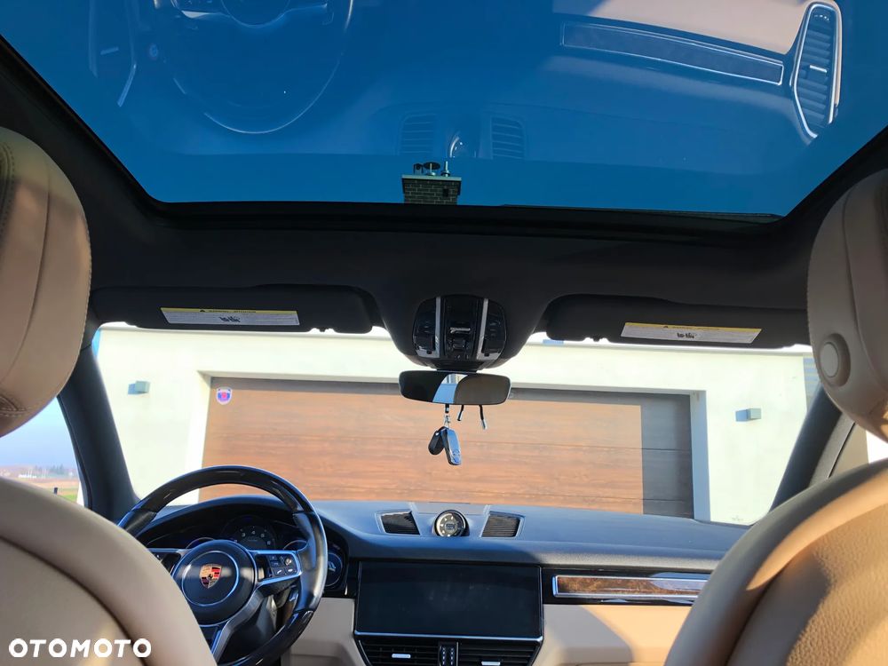 Porsche Cayenne Standard - 8