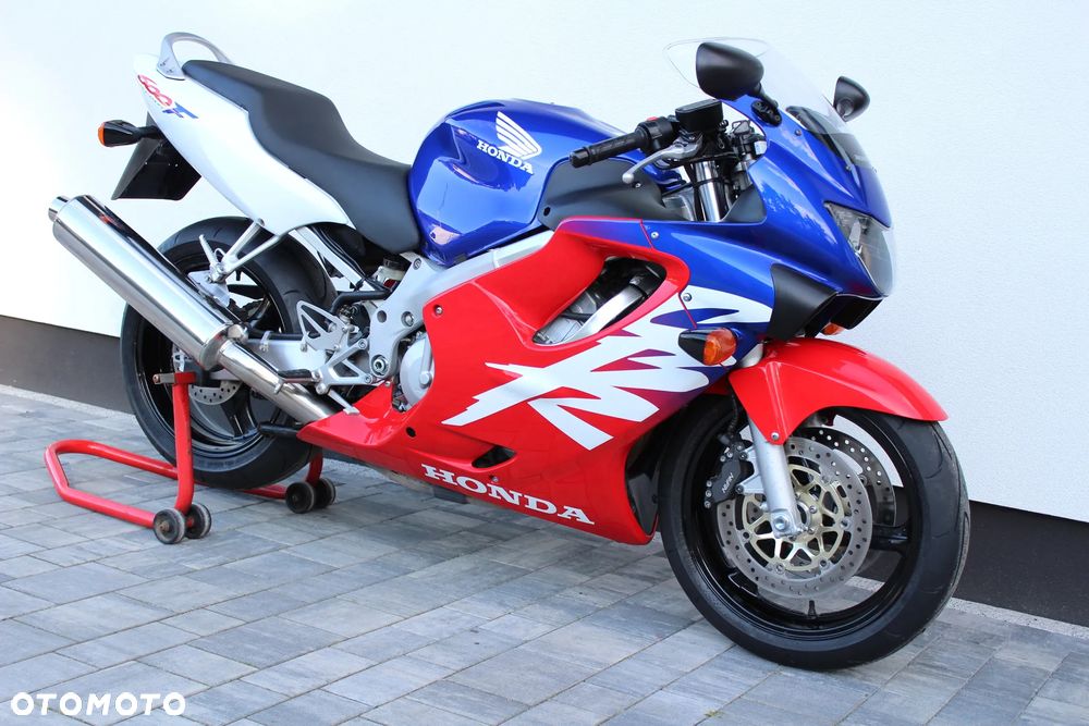 Honda CBR - 5