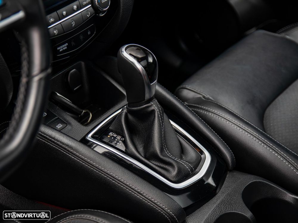 Nissan Qashqai 1.5 dCi N-Connecta DCT - 25