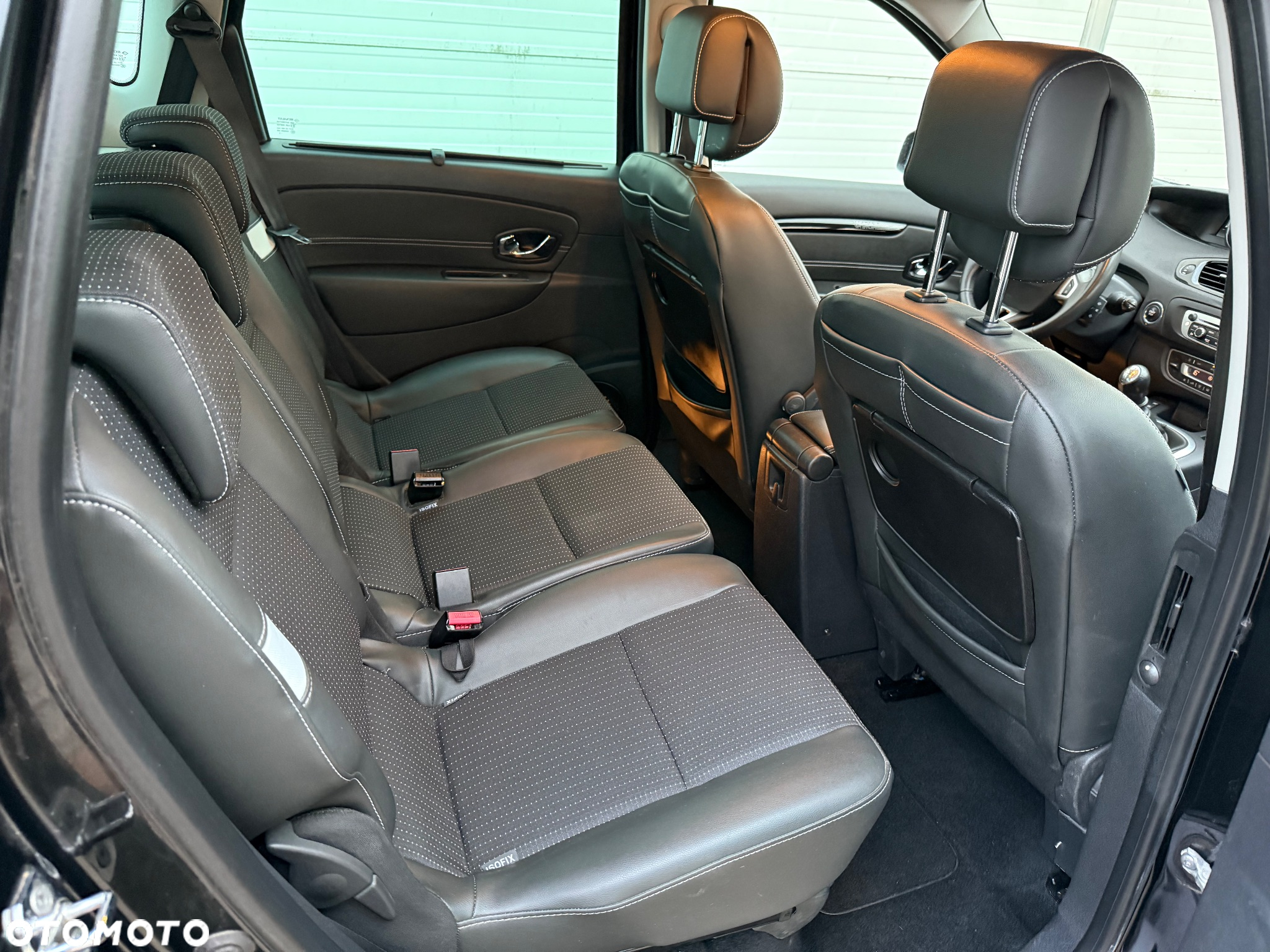 Renault Scenic 1.6 16V 110 Dynamique - 10