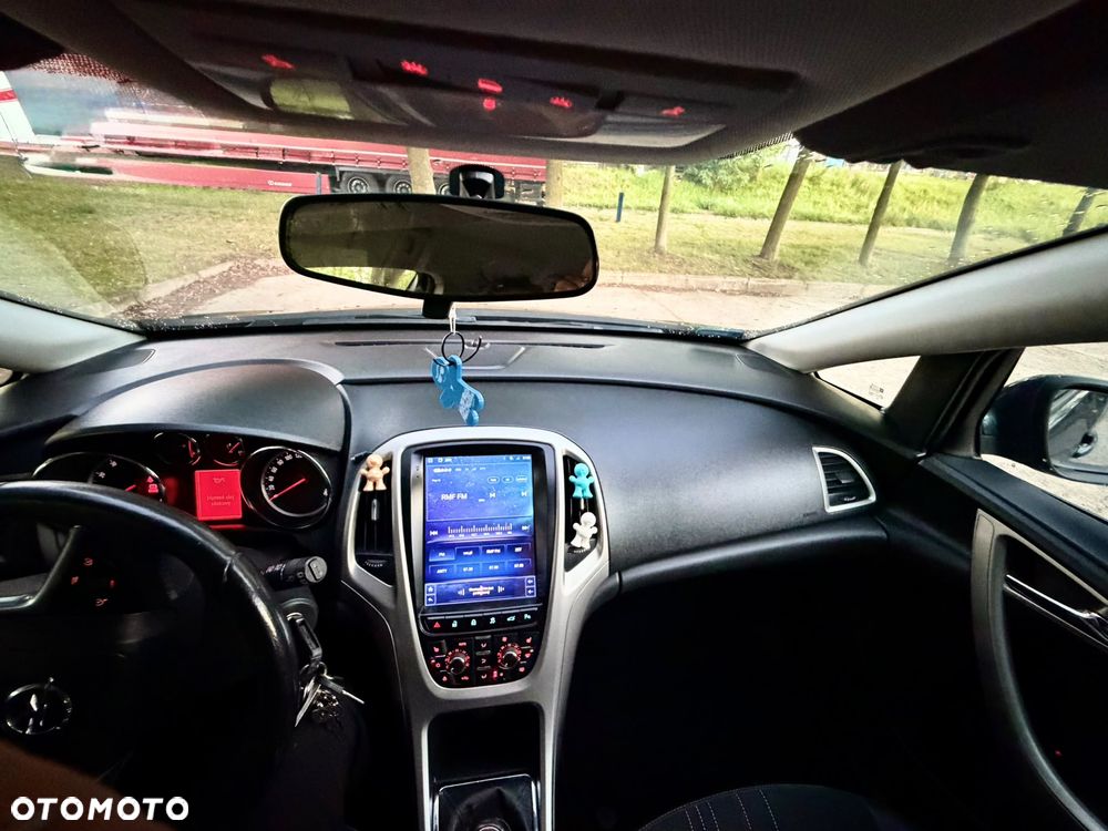 Opel Astra - 8