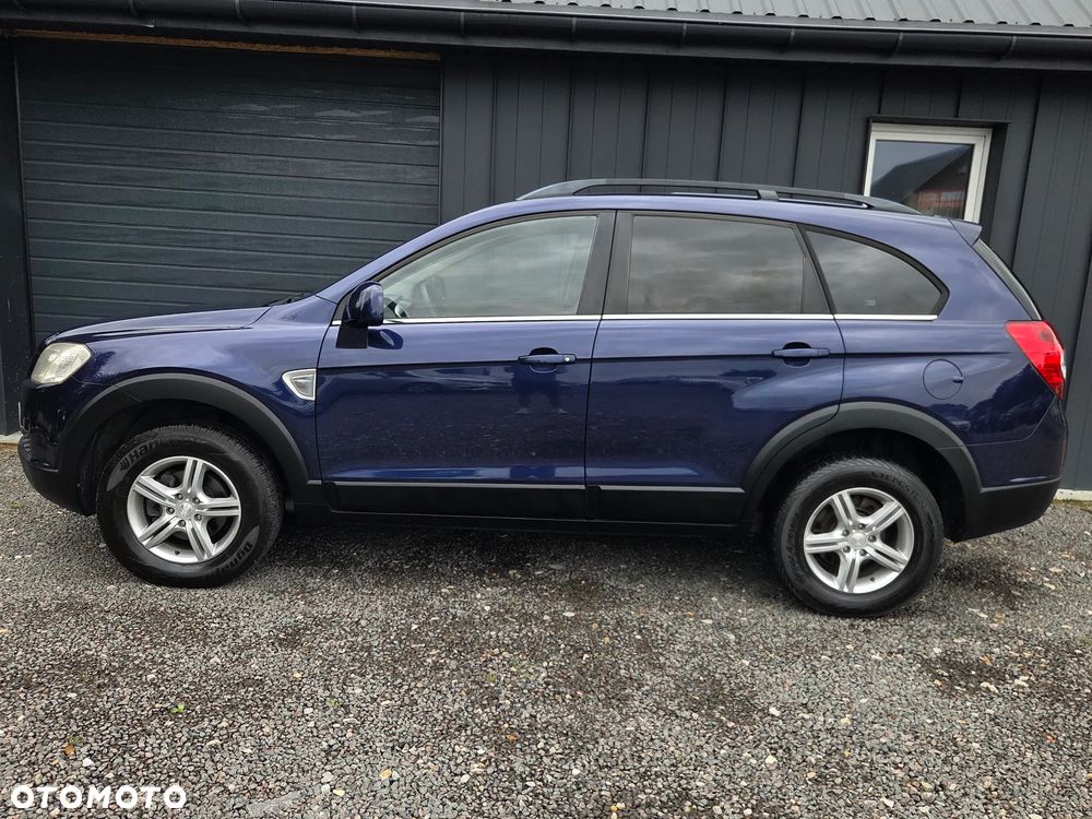 Chevrolet Captiva 2.0 d Base 5os 2WD - 11