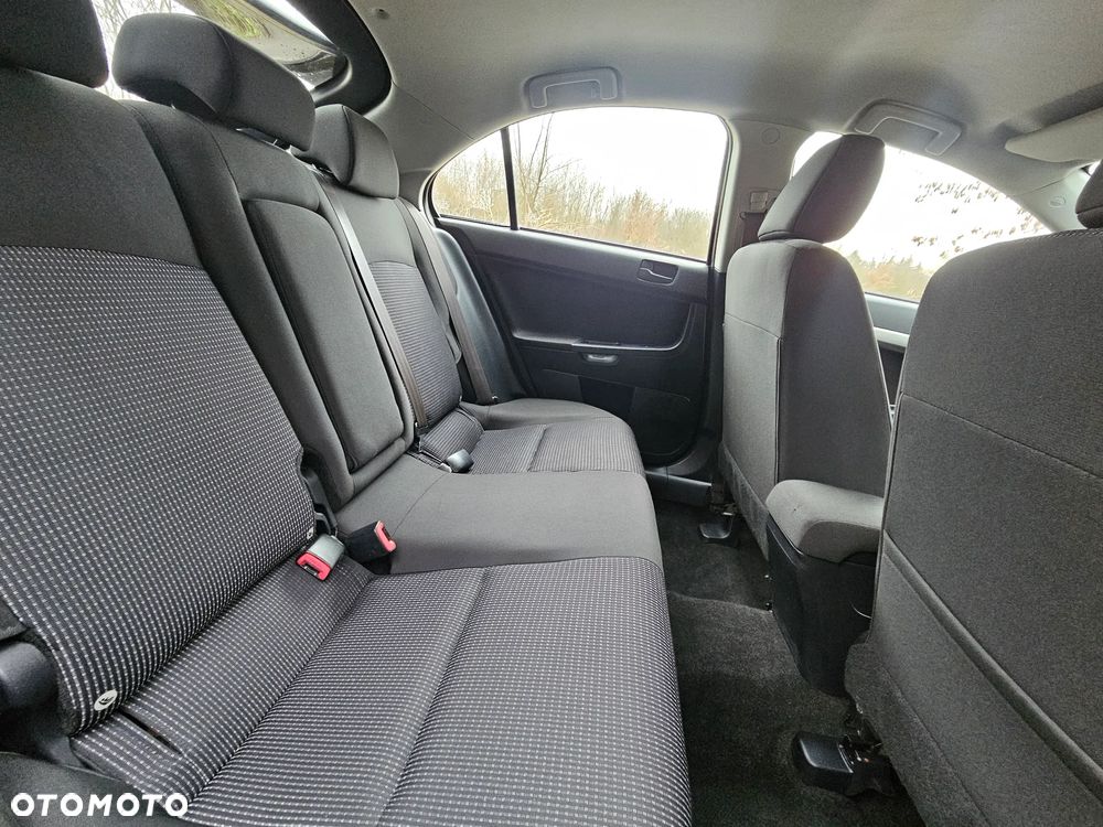 Mitsubishi Lancer 1.8 Instyle - 32