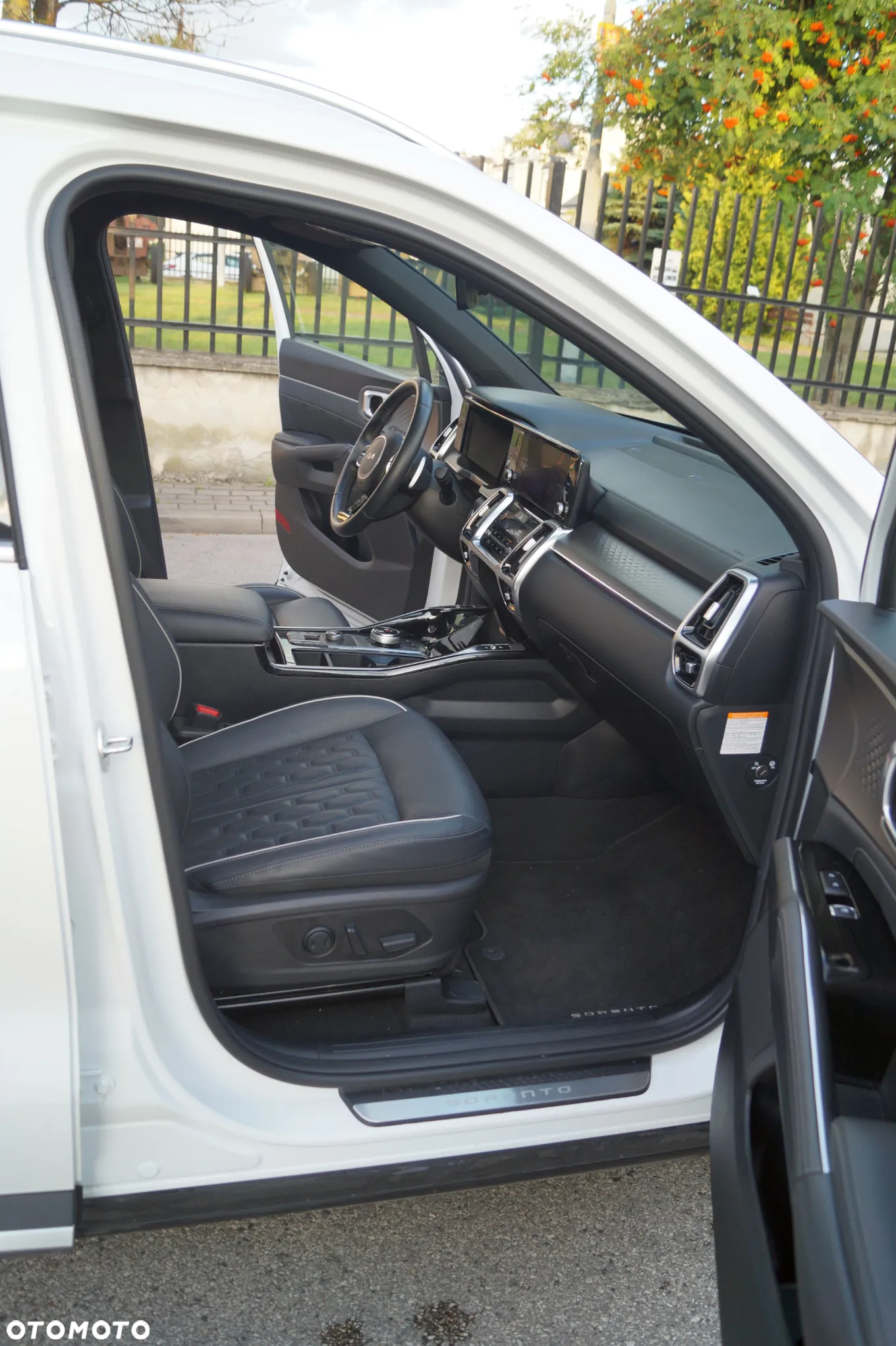 Kia Sorento 1.6T-GDI PHEV AWD OPF Platinum - 24