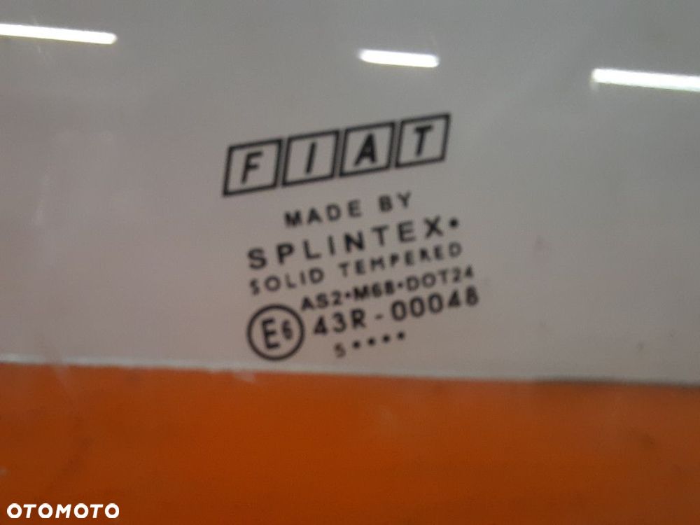 FIAT GRANDE PUNTO 3 05-10 HB 3D SZYBA DRZWI PRZÓD PRAWA 43R-00048 891/B - 2