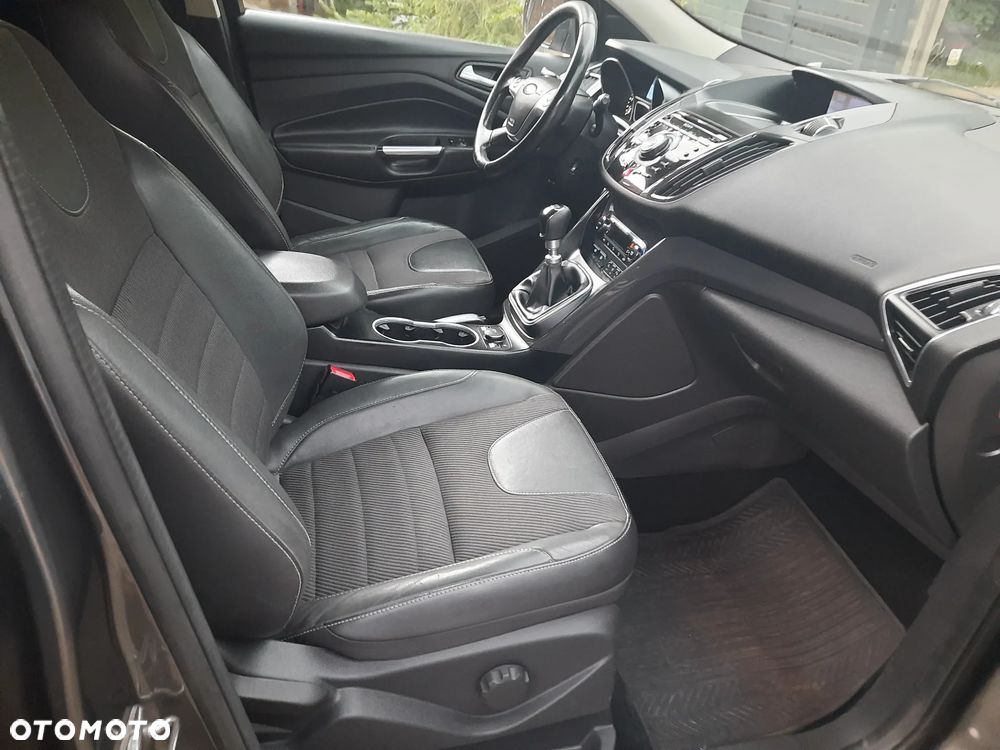 Ford Kuga 2.0 TDCi 4x4 Titanium - 7