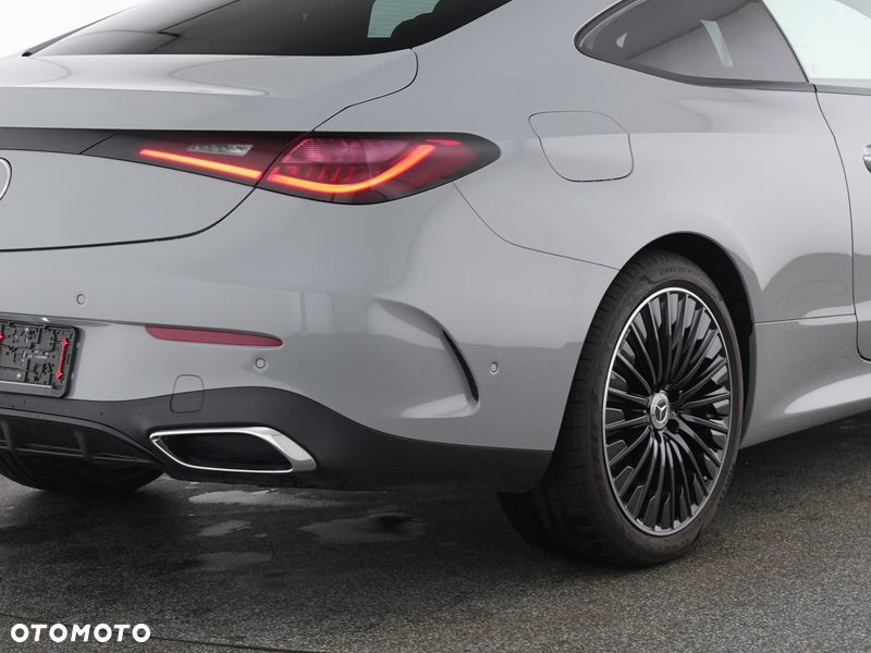 Mercedes-Benz CLE 300 4Matic 9G-TRONIC Edition AMG Line - 4