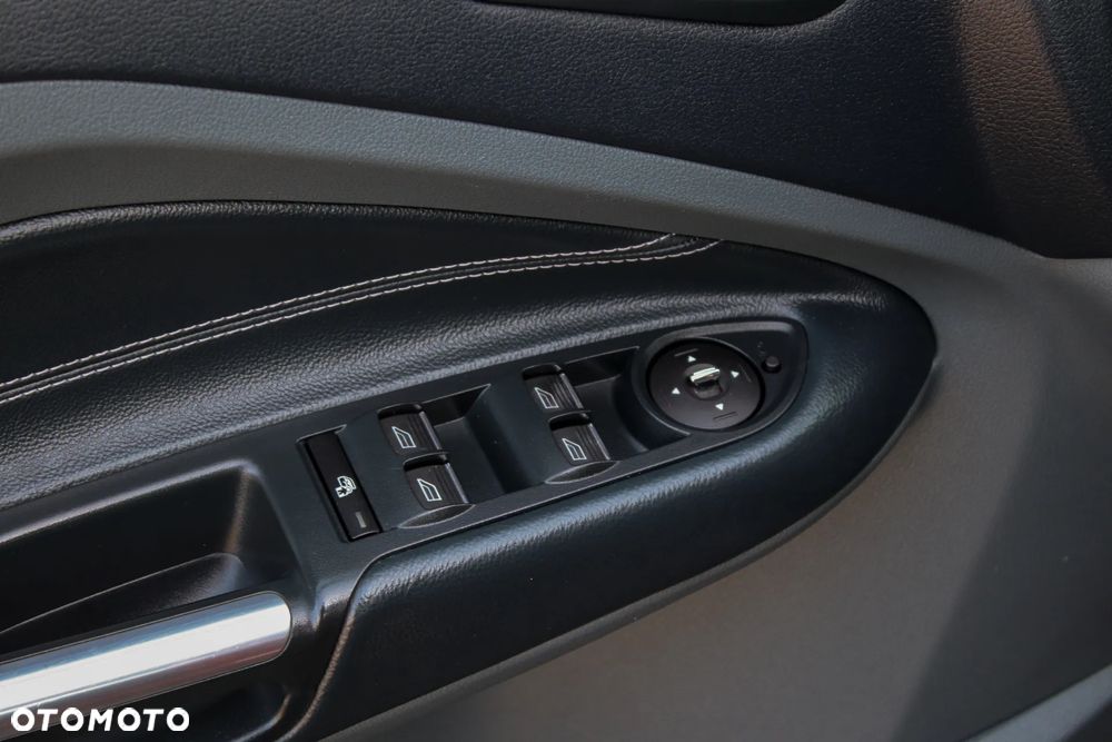 Ford Grand C-MAX 2.0 TDCi Champions Edition - 30