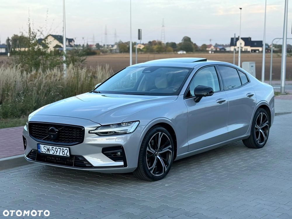 Volvo S60 B5 B R-Design - 2