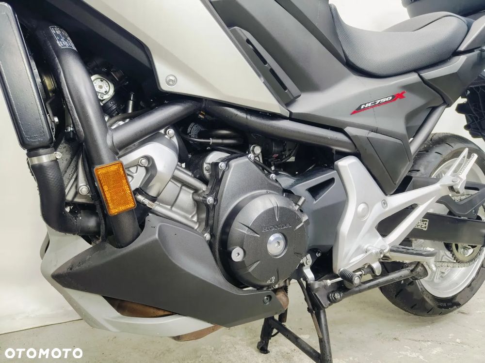 Honda NC - 22