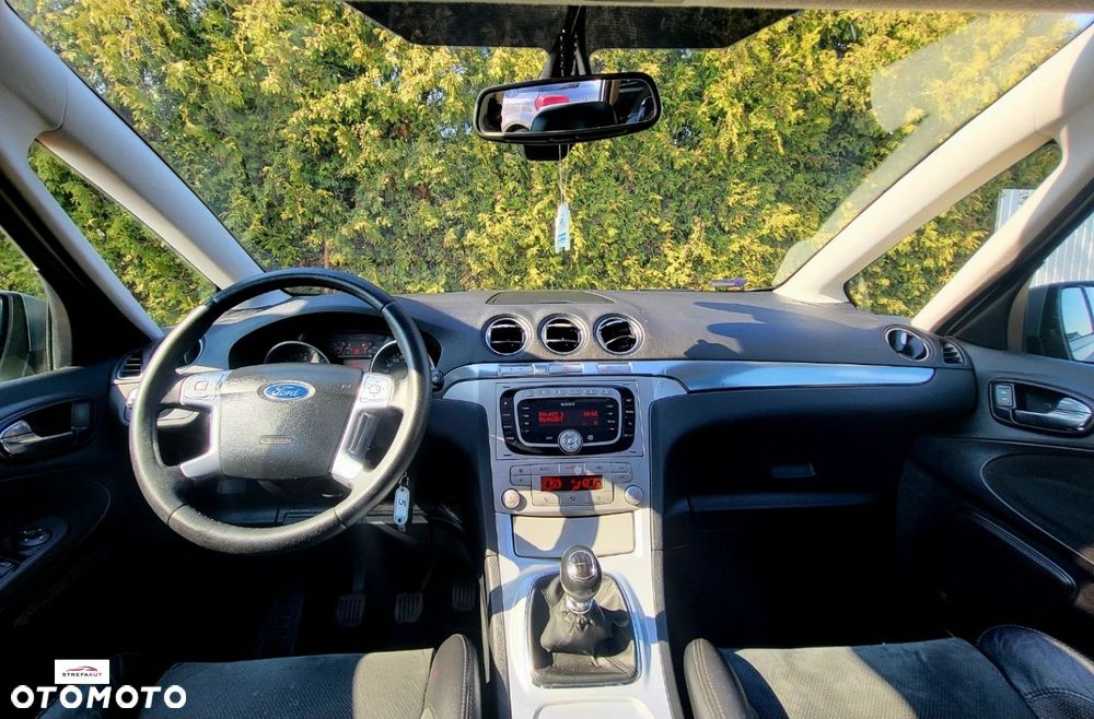 Ford S-Max - 9